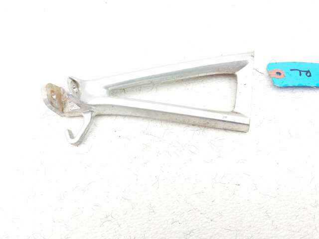 03 04 05 Yamaha YZF R6 Left Passenger Foot Peg Mount Bracket