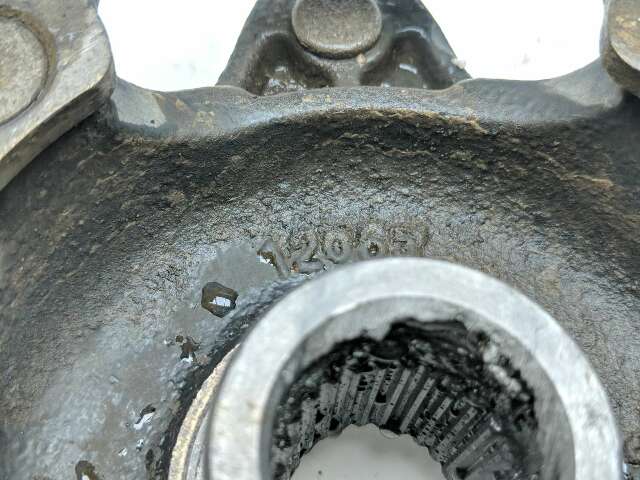 12 Polaris RZR 4 900 XP EPS Front Wheel Hub with Disc Brake Rotor (B)