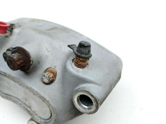 02 Harley Davidson VROD VRSCA Front Brake Calipers