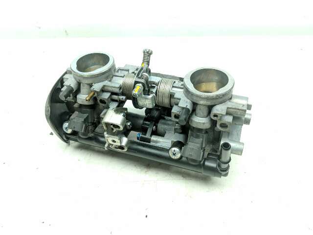 19 Kawasaki EJ800 W800 Cafe Racer Throttle Body Bodies