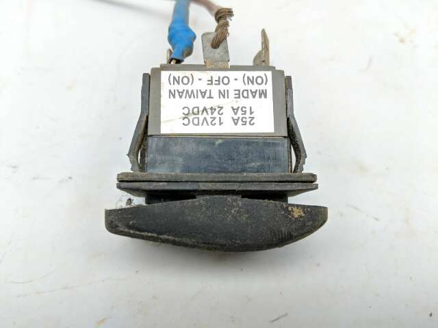 20 Can Am Defender MAX HD8 DPS Accessory Switch (B)