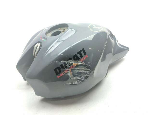 16 Ducati Monster 821 Gas Fuel Tank Petrol Reservoir | eBay