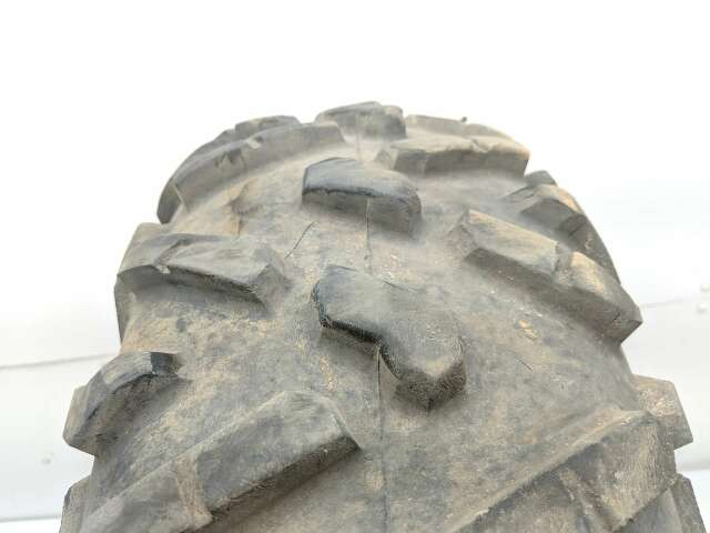 19 Kawasaki Teryx KRT 800 F Front Tire MAXXIS BIGHORN 2.0 26 x