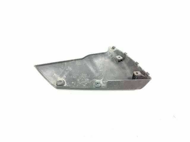 は 05 06 Kawasaki ZX6 ZX 636 Fender Trim Right Small Cover Plastic