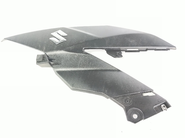 19 Suzuki GSX250R GSX 250 Black Small Left Mid Cover Plastic 47222-20K00