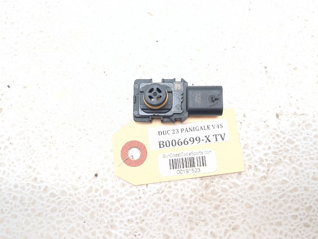 18-24 Ducati Panigale V4S Map Sensor Front 55243731B D