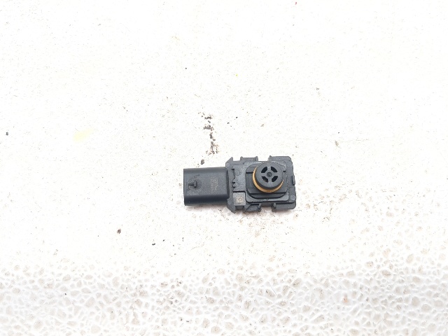 18-24 Ducati Panigale V4S Map Sensor Front 55243731B D