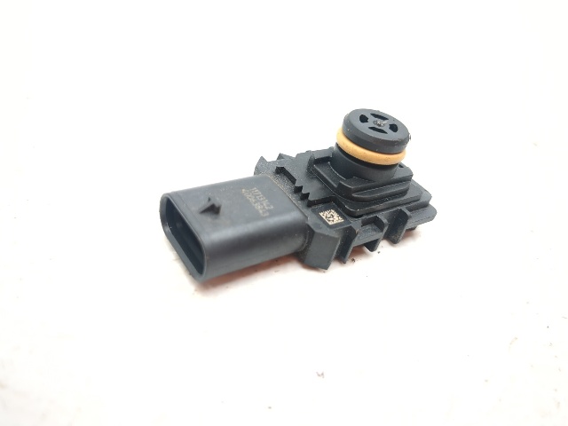18-24 Ducati Panigale V4S Map Sensor Front 55243731B B