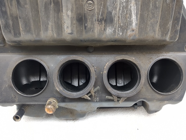 05 06 Suzuki GSXR1000 Intake Air Box Filter Cleaner