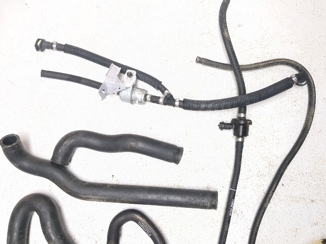 カン 14-19 Can Am Spyder Rt SE6 Parts Hose Tube Kit | eBay