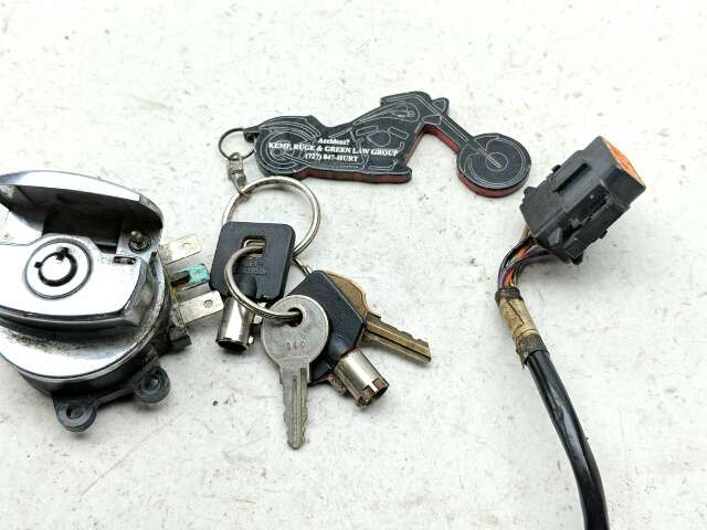 05-09 Harley Softail Heritage Classic FLSTCI Ignition Lock Key