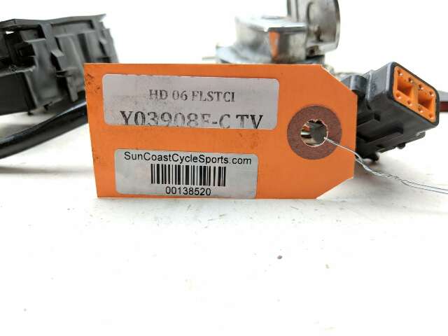 05-09 Harley Softail Heritage Classic FLSTCI Ignition Lock Key