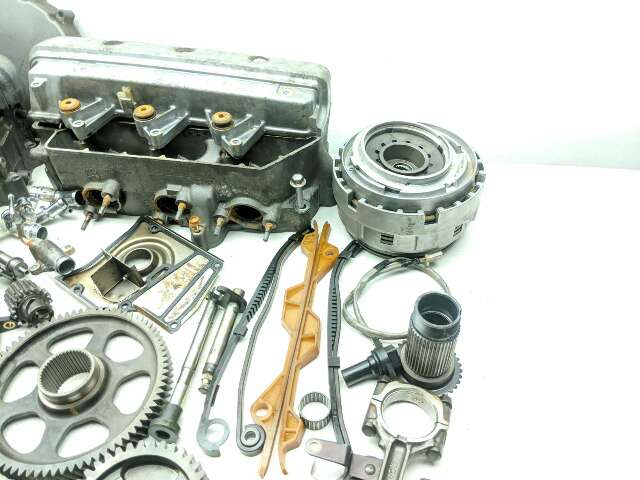 イチ 01-05 Honda Goldwing 1800 GL1800 Motor Engine Cylinder Head