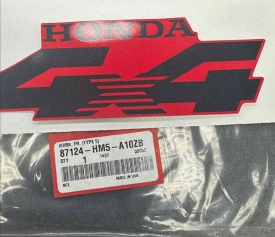 1993-2000 Honda TRX300 FourTrax Front Fender Emblem OEM 87124-HM5