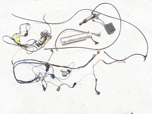 nico1408 アップシフト Amazon.com: GELUOXI Rear Right Air