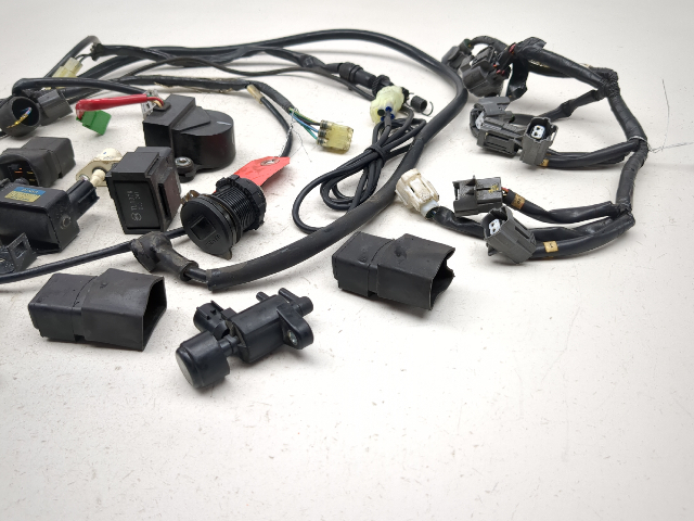 09 Honda VFR800 Interceptor Relay Set Battery Tip Over Air Switch 066500-4020