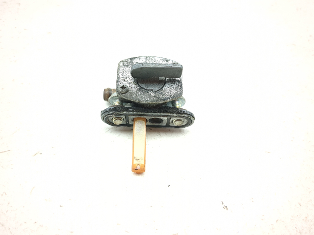 05 Yamaha FZ1 S Petcock Gas Fuel Shut Off