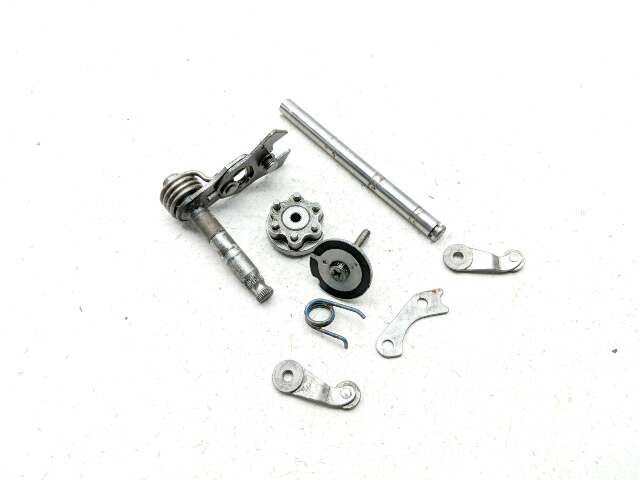 イチ 01-05 Kawasaki ZRX 1200 Engine Motor Shift Shifter Shaft Rod
