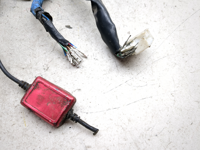 99-02 Yamaha YZF R6 Headlight Sub Wire Wiring Harness
