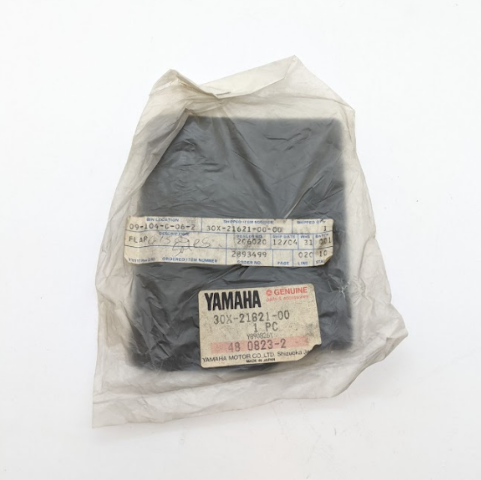セット YAMAHA 1999-2009 XVS1100 V Star 1100 OEM Side Cover 30X-21621-00
