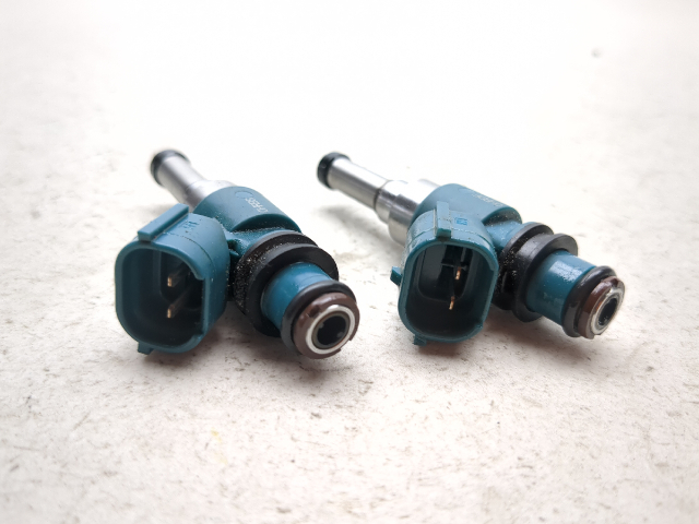 22-25 Yamaha YZF-R7 YZF R7 Gas Fuel Injectors