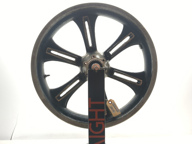 08-15 Victory Vision Tour Front Wheel Rim STRAIGHT 18x3.50 | eBay