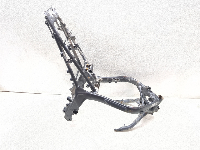 24 25 Honda CBR650R Main Frame Chassis STRAIGHT COD