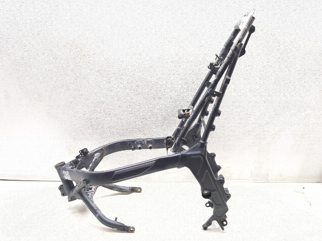 24 25 Honda CBR650R Main Frame Chassis STRAIGHT COD