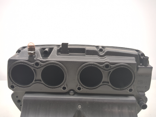 09-16 Suzuki GSXR 1000 Intake Air Box Filter Cleaner