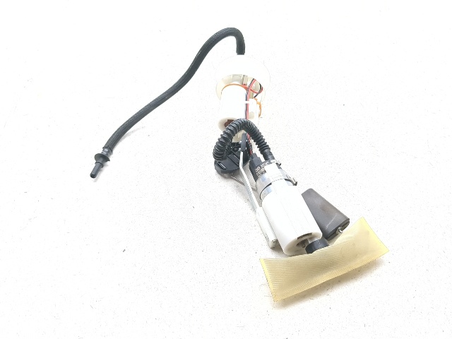 19 20 Moto Guzzi V85 TT Petrol Gas Fuel Pump Assembly 2D000451