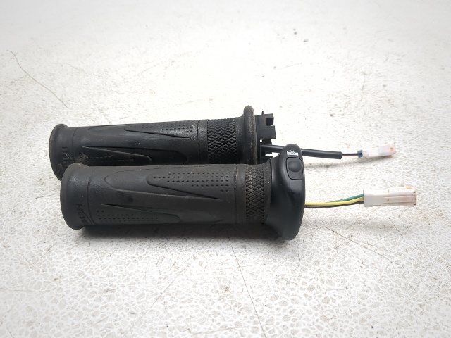 17-19 Triumph Tiger 800 XCX Front Left & Right Heated Grip Set A9638172