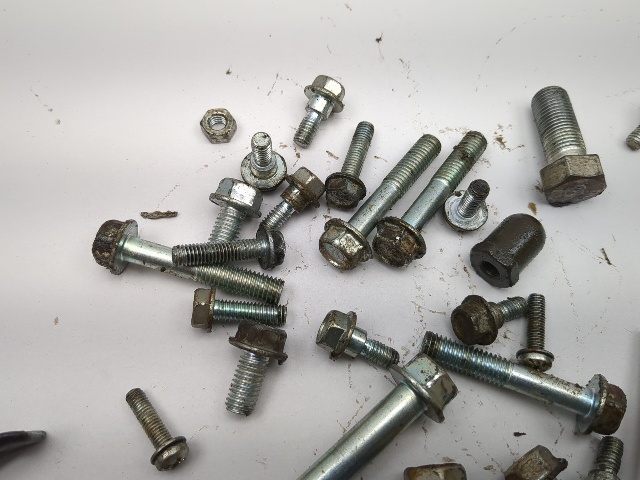 05-16 Kawasaki Mule 600 610 KAF400 Assorted Hardware Set Engine Hardware Bolt
