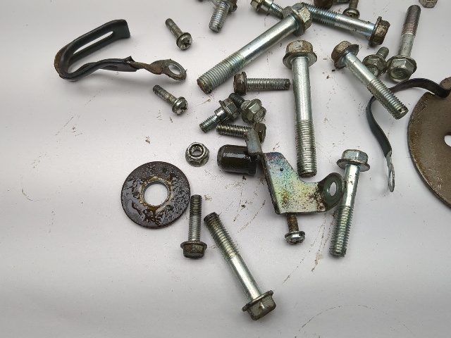 05-16 Kawasaki Mule 600 610 KAF400 Assorted Hardware Set Engine Hardware Bolt
