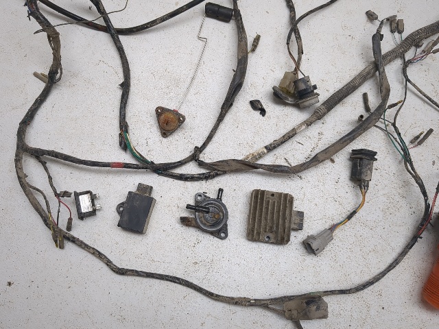 05-16 Kawasaki KAF400 Mule 610 Main Harness W/ Ignition Switch & Components Set