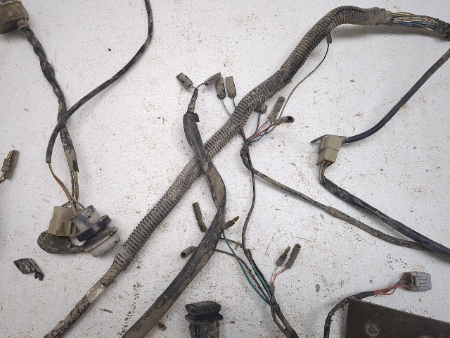 05-16 Kawasaki KAF400 Mule 610 Main Harness W/ Ignition Switch & Components Set