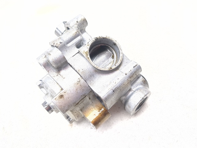 00-07 Honda Shadow Sabre VT1100 Motor Engine Oil Pump