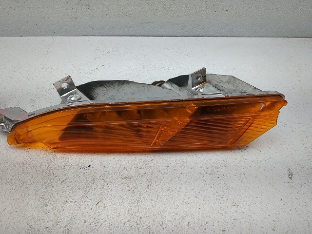 08-17 Victory Vision Deluxe Front Left Turn Signal Indicator Light 4011400