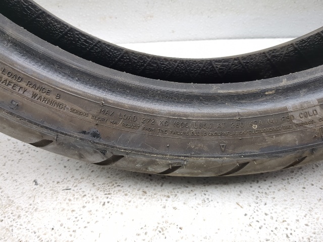 Front Tire Dunlop American Elite 130/70-18