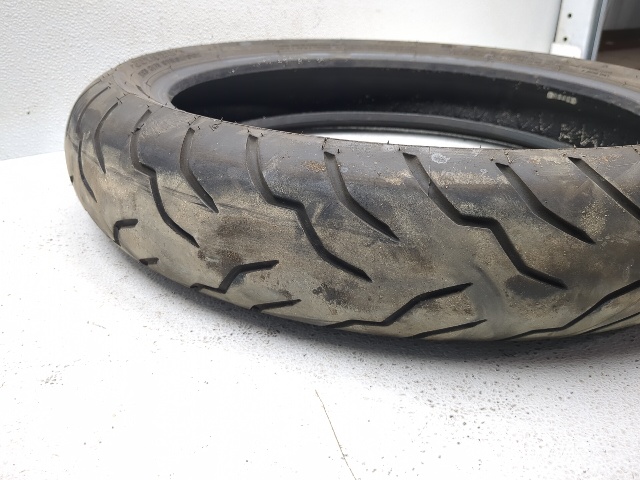 Front Tire Dunlop American Elite 130/70-18