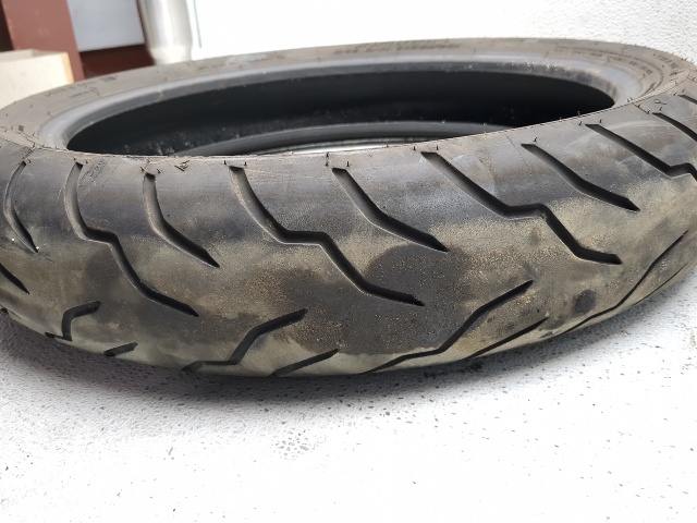 Front Tire Dunlop American Elite 130/70-18