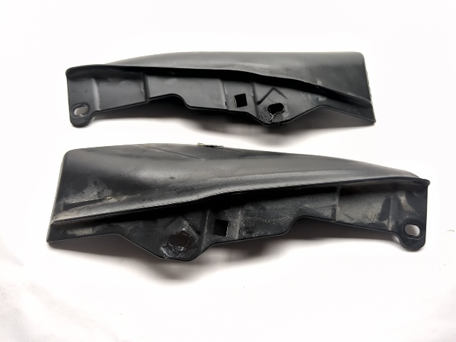 ティア 14-16 Harley Street Glide Special Left Right Frame Air Deflector
