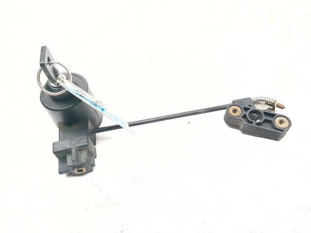 02-06 Harley Davidson VROD VRSCA Ignition Switch Seat Lock Assembly Set 71403-01