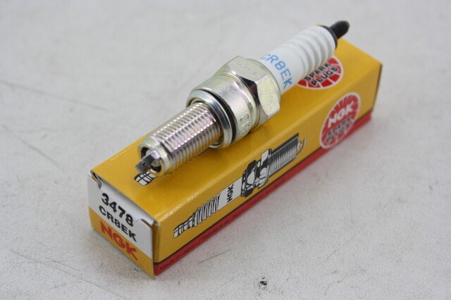 00-24 NGK Suzuki KTM Triumph Multi-Ground Resistor Spark Plug QTY 2 CR8EK