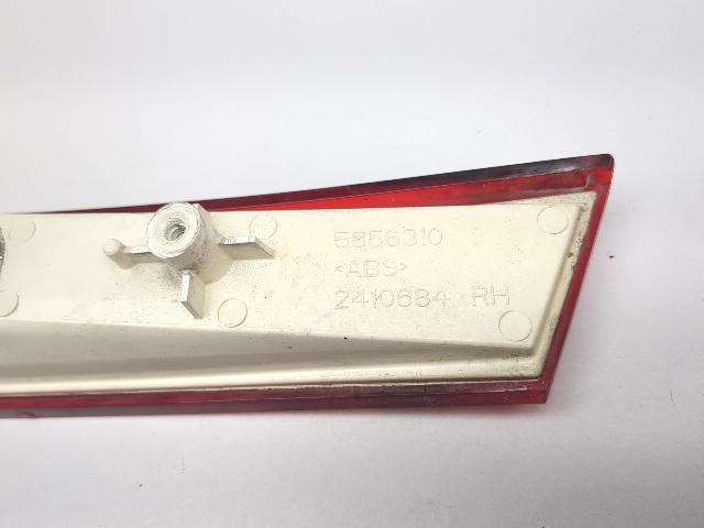08-17 Victory Vision Rear Right Side Marker Light 2410684