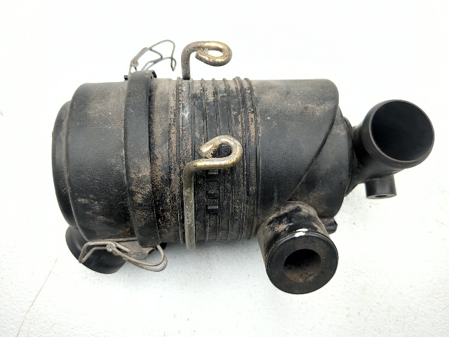 04-16 John Deere Gator HPX 4x4 Air Cleaner Housing Assembly AM136479