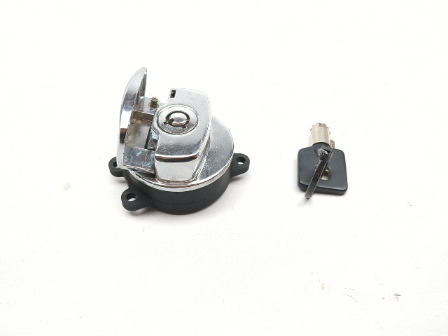 00-06 Harley Softail Heritage Classic FLSTCI Ignition Switch W/ Key Set 71450-04