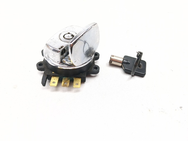 00-06 Harley Softail Heritage Classic FLSTCI Ignition Switch W/ Key Set 71450-04