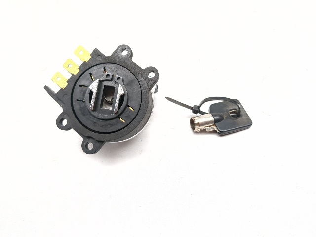 00-06 Harley Softail Heritage Classic FLSTCI Ignition Switch W/ Key Set 71450-04