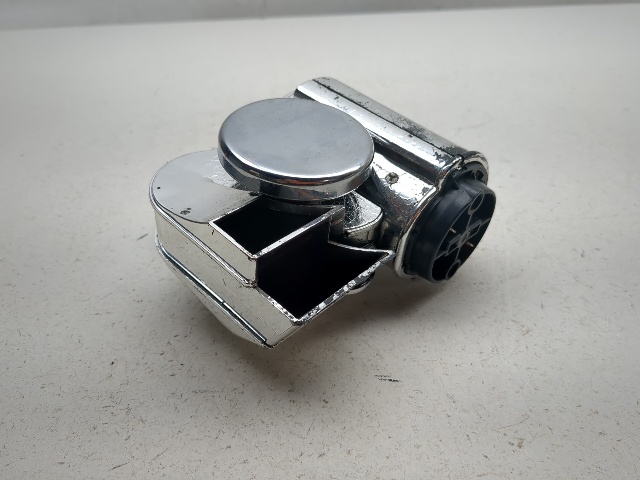 98-06 Harley Road King Classic FLHRCI Front Wolo Bad Boy Air Horn