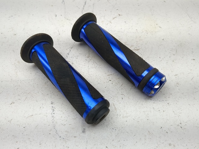 13-25 Yamaha Raptor YFM700R Left & Right Handlebar Grips